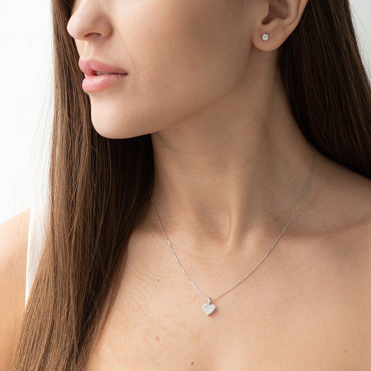 Золотой кулон "Сердце" с бриллиантами P0793kj - 1 Золотой кулон "Сердце" с бриллиантами P0793kj от ювелирного магазина Оникс - 1