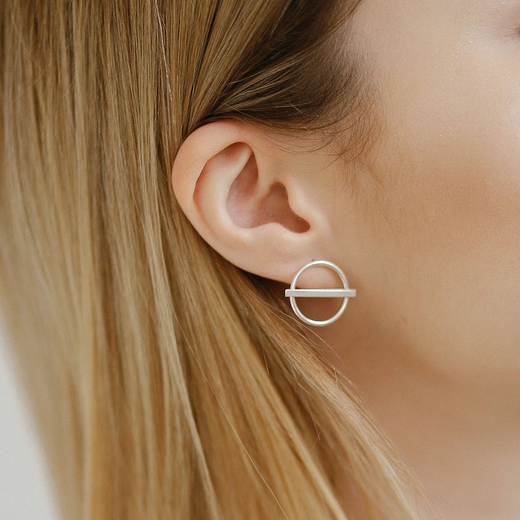 Срібні сережки - пусети "Баланс" 122585 від ювелірного магазину Онікс - 5