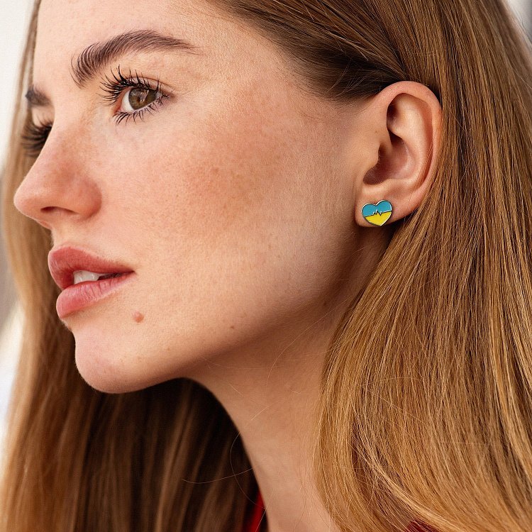 Сережки - пусети "Серце України" у сріблі (блакитна та жовта емаль) 1016 від ювелірного магазину Онікс - 1