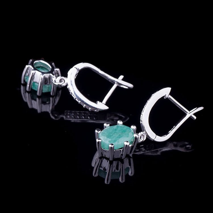 Серьги (изумруд) 121581 от ювелирного магазина Оникс - 2