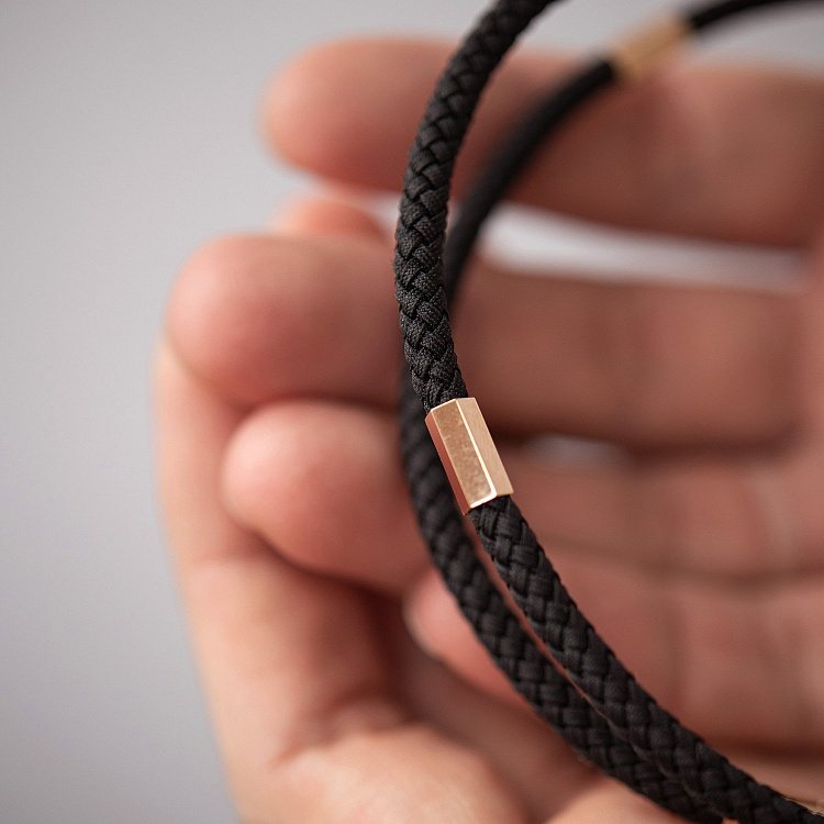 Ювелирный шнурок с золотой застежкой 73232400 от ювелирного магазина Оникс - 5