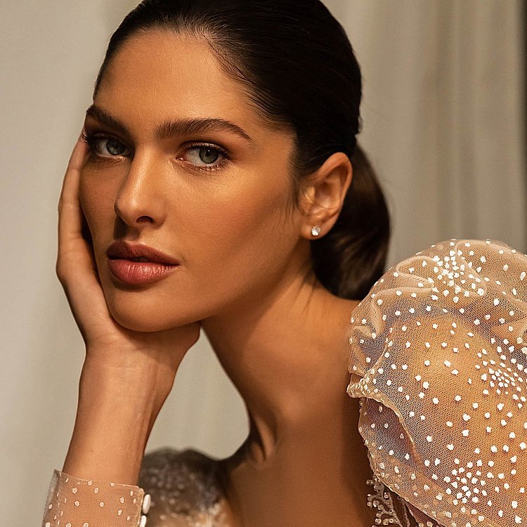 Золоті сережки-пусети з фіанітами 8 мм с03535 від ювелірного магазину Онікс - 6