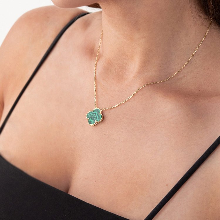 Золоте кольє "Конюшина" з малахітом кол02019 від ювелірного магазину Онікс - 2