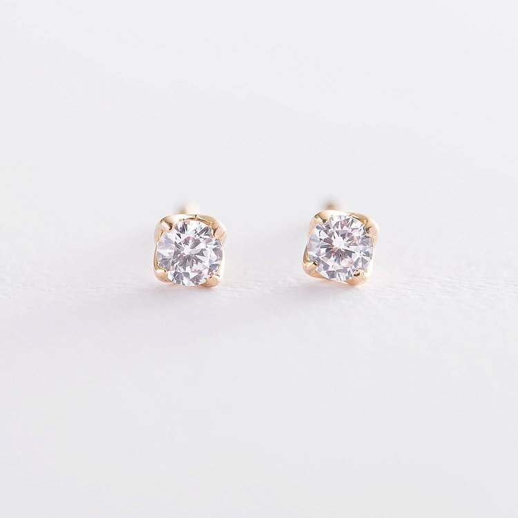 Золотые серьги-гвоздики с фианитами с03617 от ювелирного магазина Оникс - 2