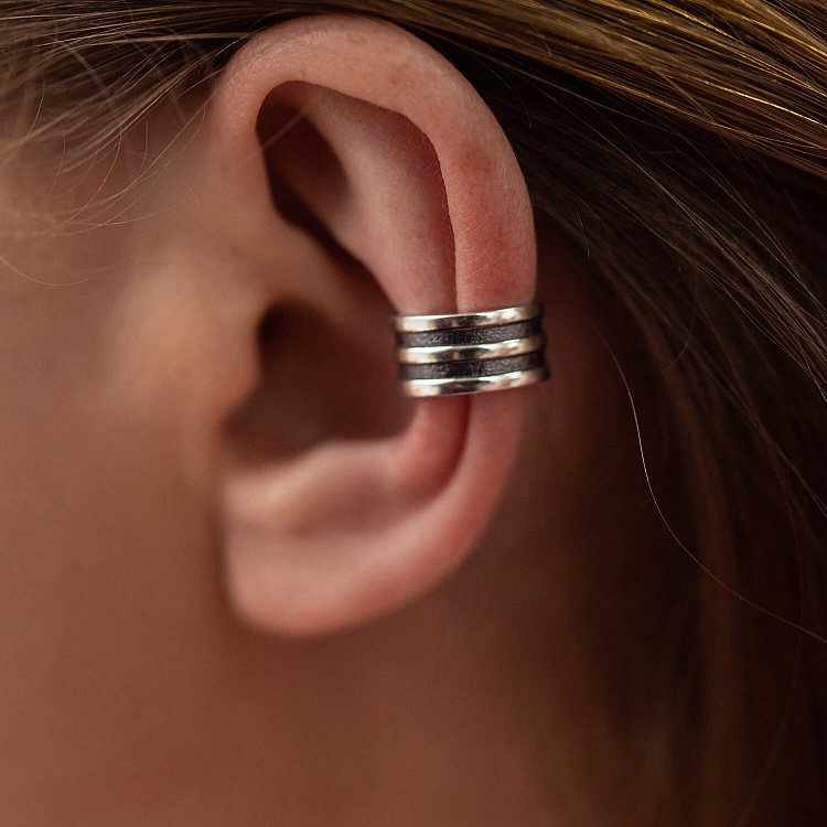 Срібна сережка - каффа "Лінії" 123108 від ювелірного магазину Онікс - 4