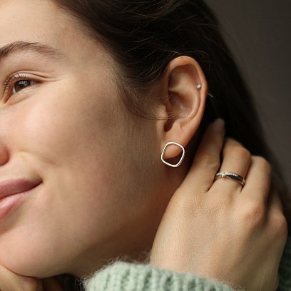 Серебряные серьги - пусеты "Особенные" 122570 №4