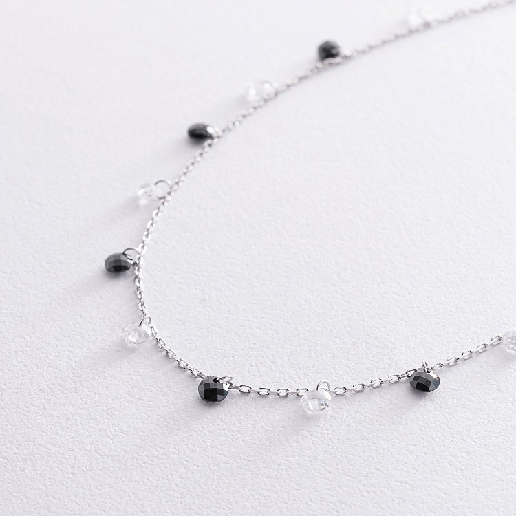 Срібне кольє з чорними і білими фіанітами 181271 від ювелірного магазину Онікс - 1