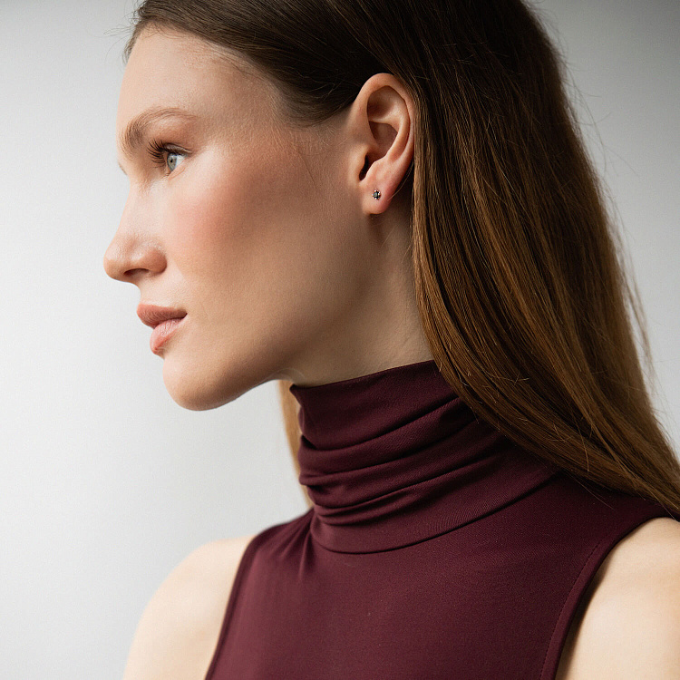 Золоті сережки - пусети з чорними діамантами сб0438y від ювелірного магазину Онікс - 6