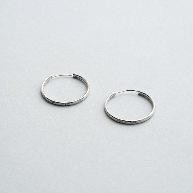 Срібні сережки-кільця 122228 від ювелірного магазину Онікс - 3