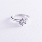 Серебряное помолвочное кольцо с фианитом 111848 от ювелирного магазина Оникс