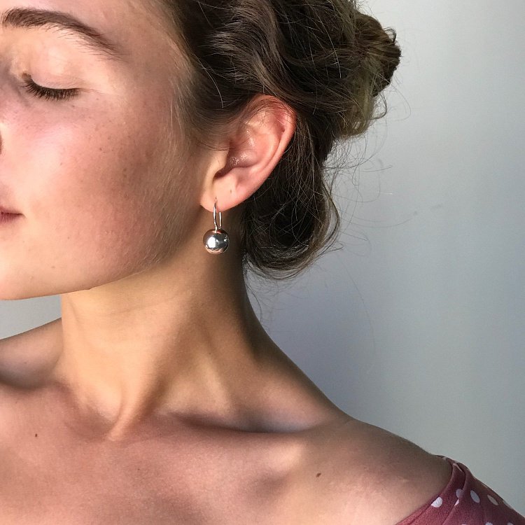 Срібні сережки "Кульки" 121101 від ювелірного магазину Онікс - 5