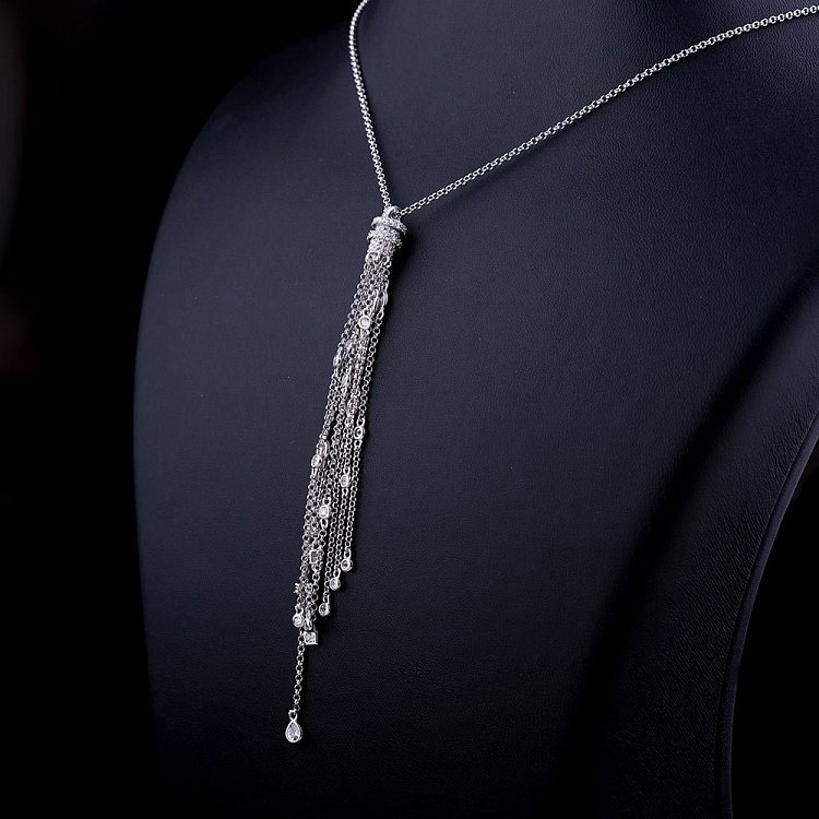 Серебряное колье с фианитами 18536 от ювелирного магазина Оникс - 1