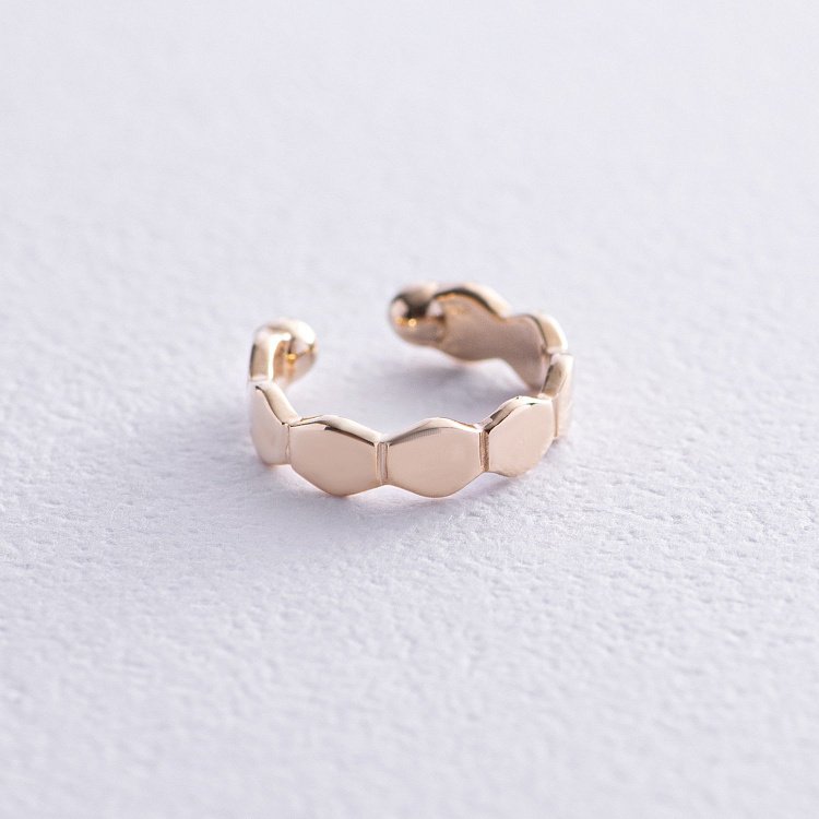 Серьга - каффа "Грани" в желтом золоте с07919 от ювелирного магазина Оникс