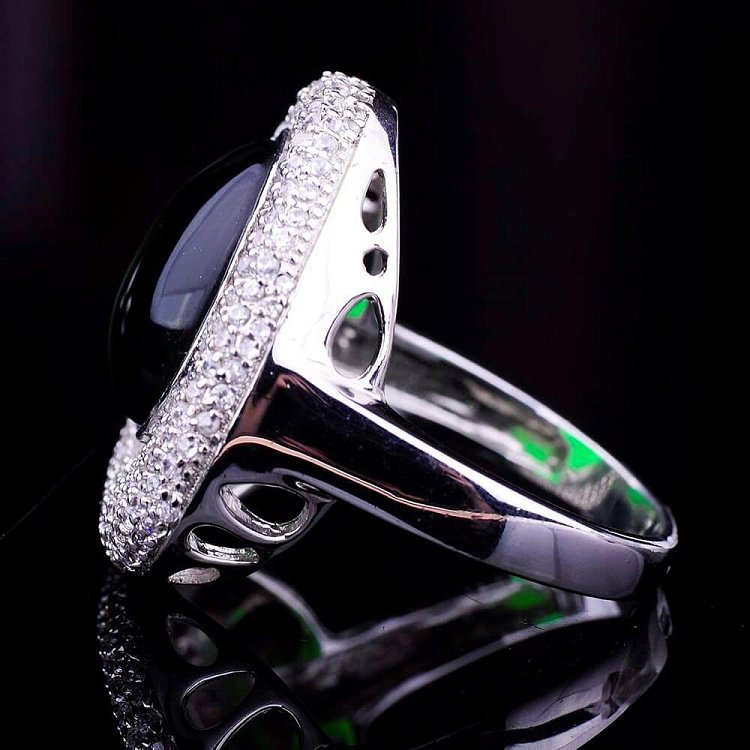 Срібний перстень з фіанітами 11835 від ювелірного магазину Онікс - 2