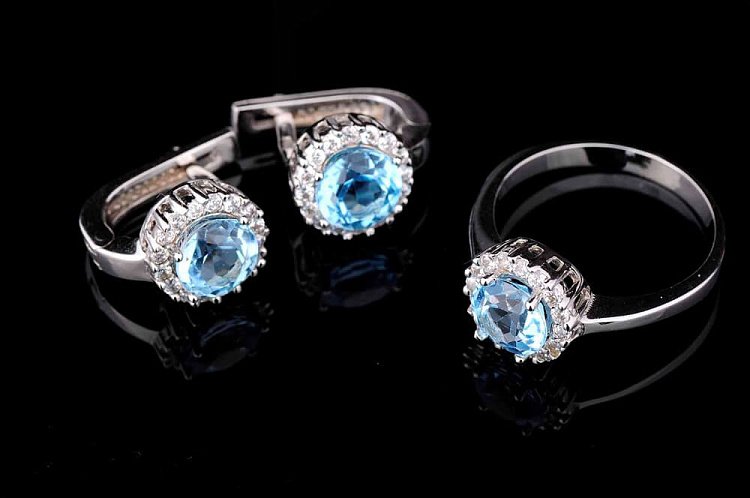 Золотые серьги с голубым топазом и фианитами с01684 от ювелирного магазина Оникс - 4