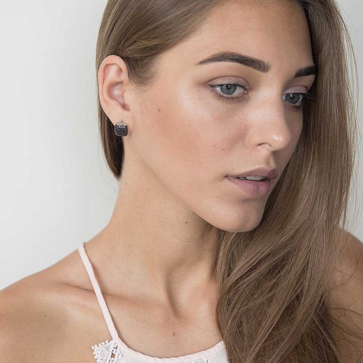 Золотые серьги с фианитами с03649 от ювелирного магазина Оникс - 2