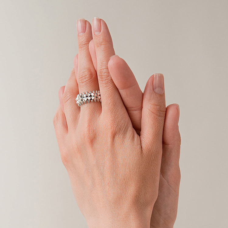 Кольцо "Pauline" в белом золоте к08341 от ювелирного магазина Оникс - 1