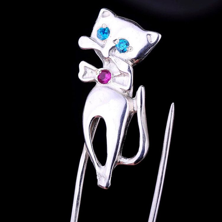 Срібна шпилька з фіанітами 21028 від ювелірного магазину Онікс - 1