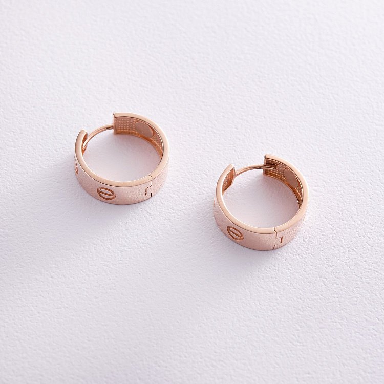 Серьги - кольца "Love" в красном золоте с08166 от ювелирного магазина Оникс - 2