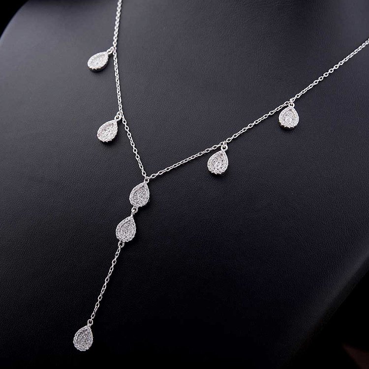 Серебряное колье с фианитами 18299 от ювелирного магазина Оникс - 4