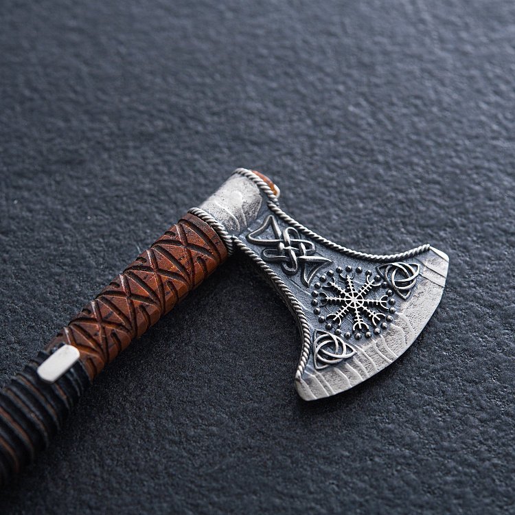 Срібний кулон "Сокира - Шолом Жаху" з деревом 7044t від ювелірного магазину Онікс - 1