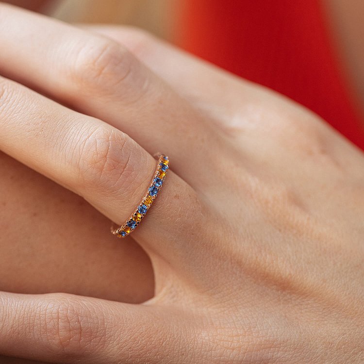 Кольцо с дорожкой голубых и желтых камней (красное золото) 815к от ювелирного магазина Оникс - 4