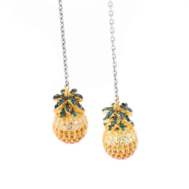 Срібні сережки "Ананасик" з фіанітами 122087 від ювелірного магазину Онікс - 2