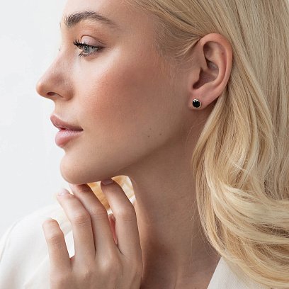 Золотые серьги - пусеты с ониксом с07018 №5