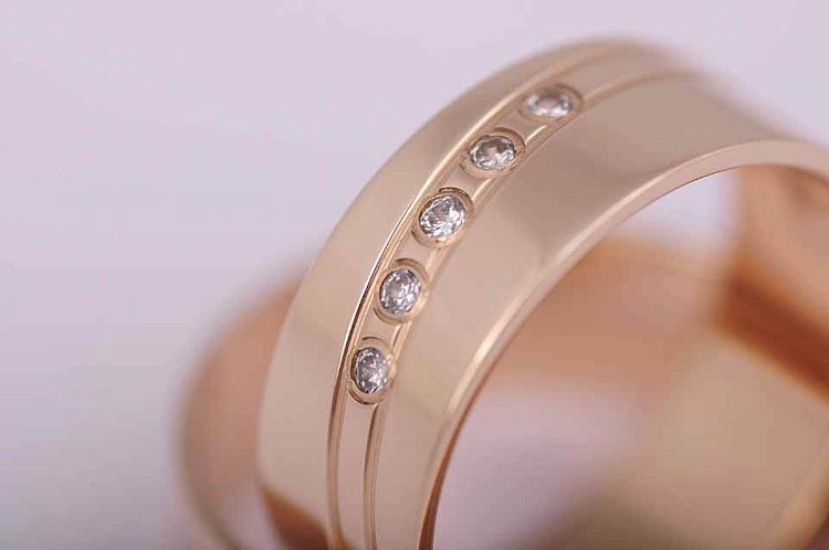 Обручальное кольцо (фианиты) обр000570обр000571 от ювелирного магазина Оникс - 2