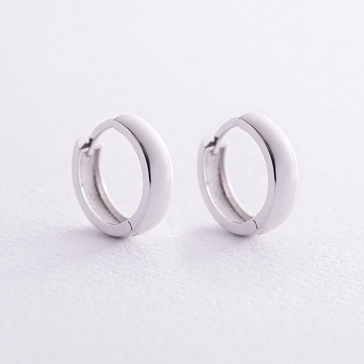 Сережки - кільця в білому золоті с08210 від ювелірного магазину Онікс