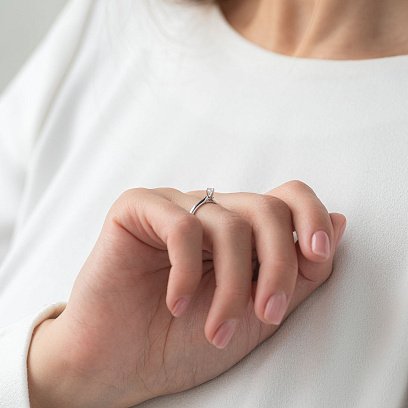 Помолвочное кольцо в белом золоте (куб. цирконий Swarovski) к06312 №2