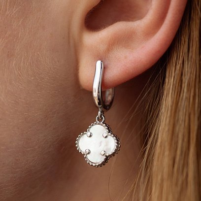 Срібні сережки "Конюшина" з перламутром 123361 №2