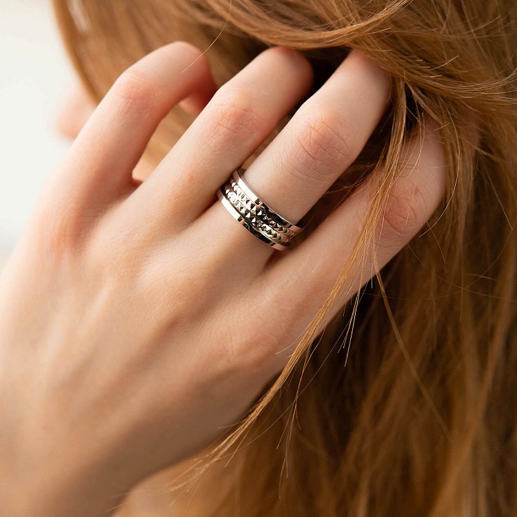 Кольцо "Gina" в белом золоте к07413 от ювелирного магазина Оникс - 6