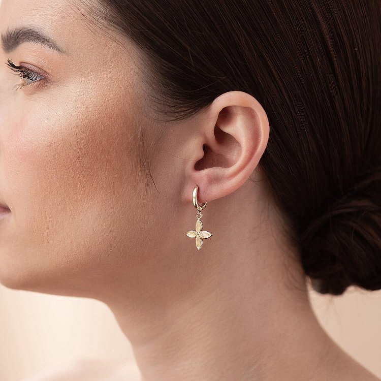 Серьги "Клевер" в желтом золоте с07107 от ювелирного магазина Оникс - 3