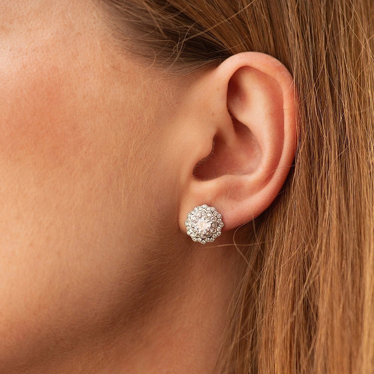 Срібні сережки з фіанітами 121695 від ювелірного магазину Онікс