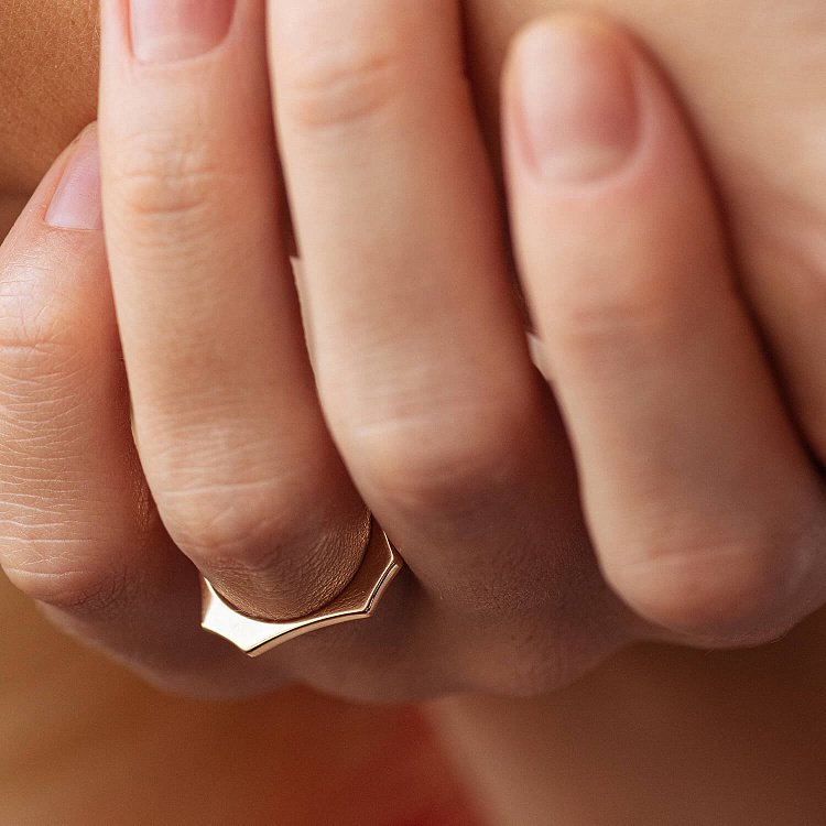 Каблучка "Астрід" у червоному золоті к07592 від ювелірного магазину Онікс - 3