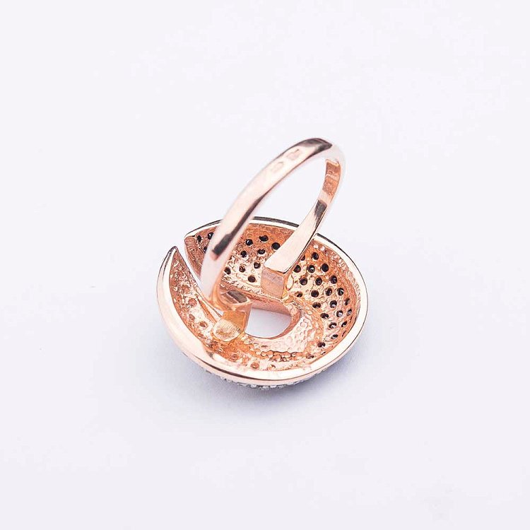 Золота каблучка з чорними фіанітами 11147502 від ювелірного магазину Онікс - 1