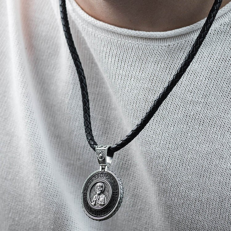 Срібний кулон "Миколай Чудотворець. Молитва" (ебенове дерево) 964 від ювелірного магазину Онікс - 3