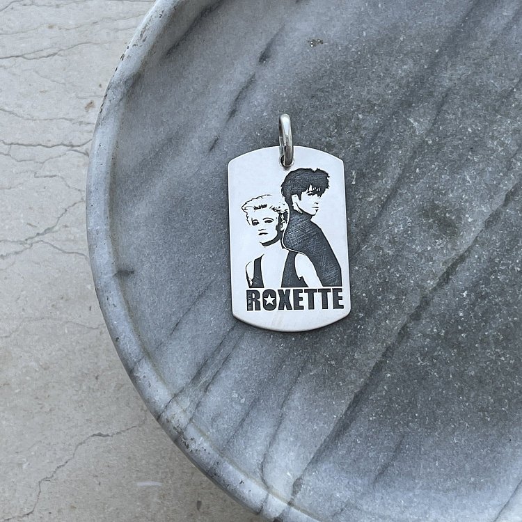 Срібний жетон "Roxette" (великий) 133350-2 від ювелірного магазину Онікс - 1