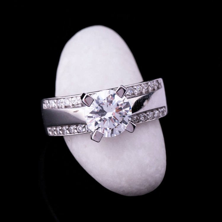 Заручальна каблучка з фіанітами (родій) 111601 від ювелірного магазину Онікс - 4