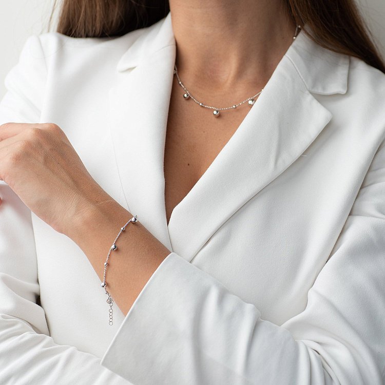 Серебряное колье "Шарики" 181066 от ювелирного магазина Оникс - 4