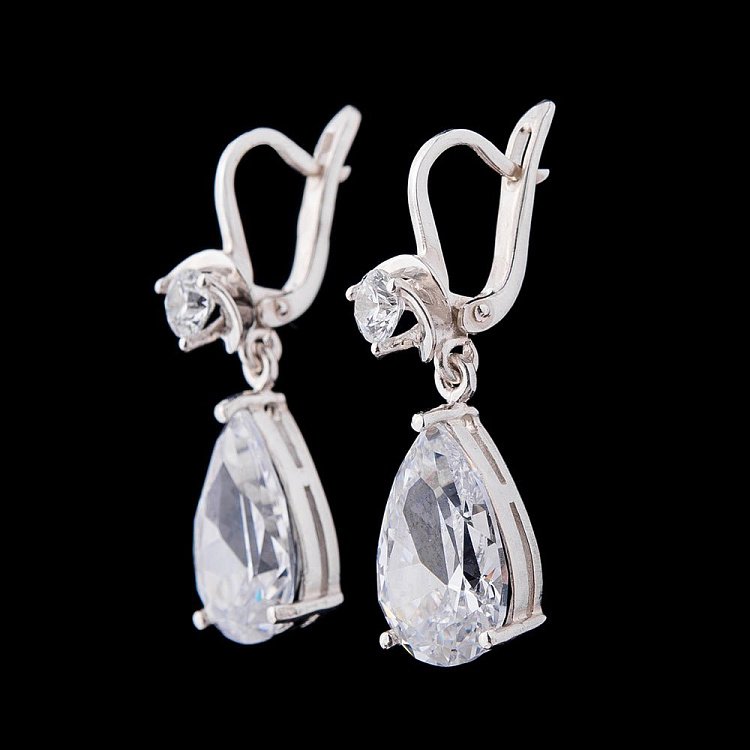 Сережки срібні з фіанітами 121003 від ювелірного магазину Онікс - 1