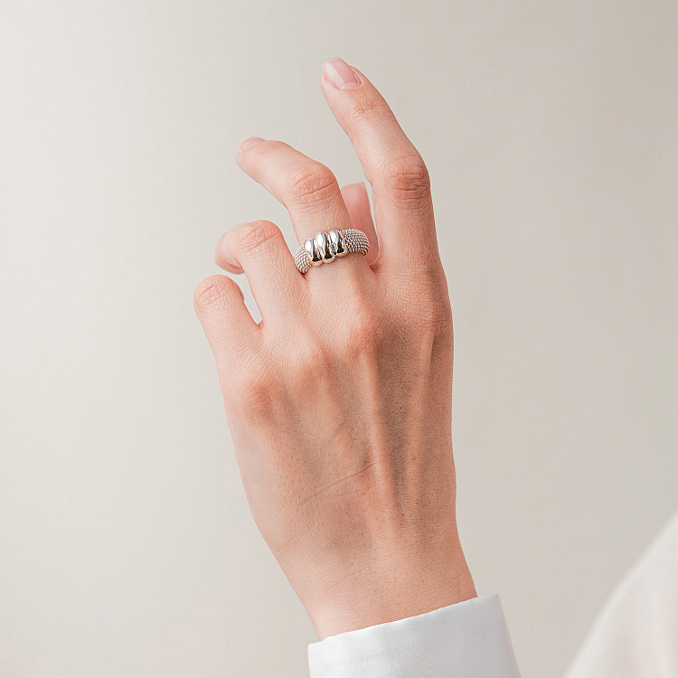 Каблучка "Marie" у білому золоті к08288 від ювелірного магазину Онікс - 1