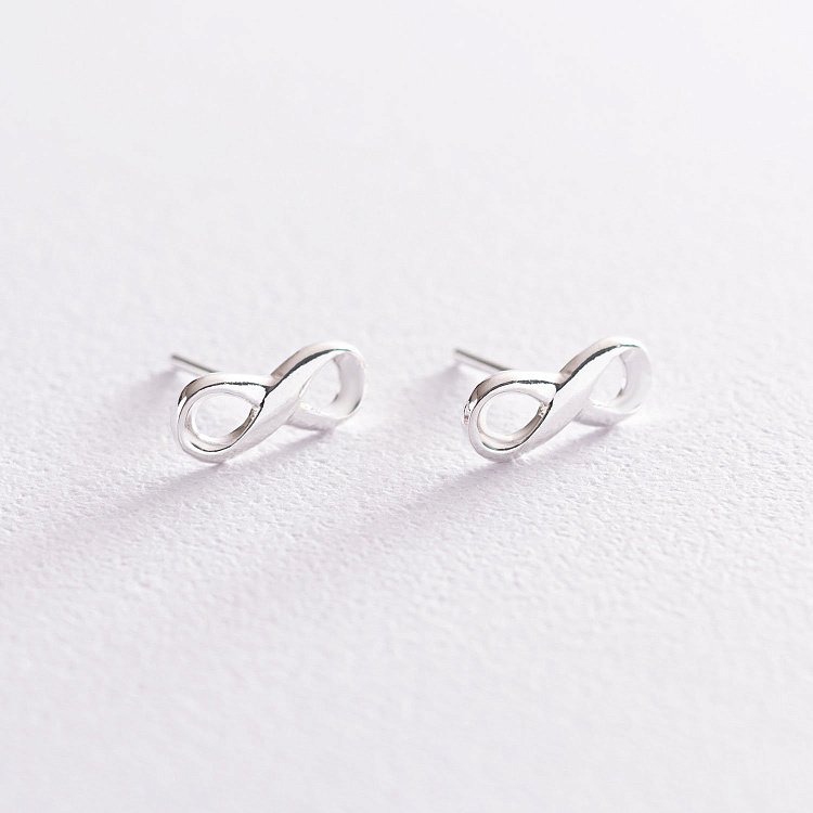 Срібні сережки - пусети "Нескінченність" 122870 від ювелірного магазину Онікс