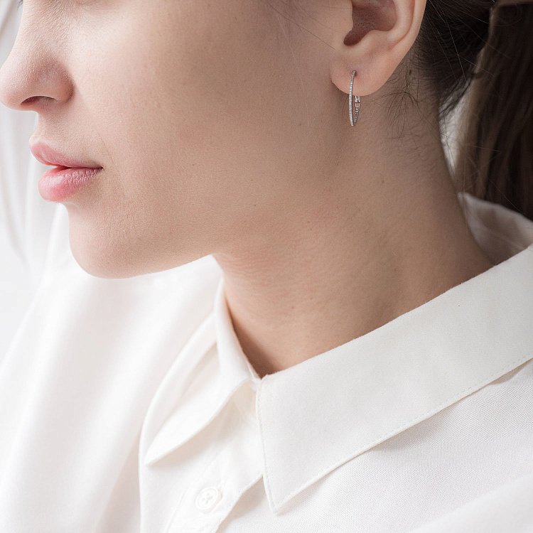 Золоті сережки - кільця з діамантами с240 від ювелірного магазину Онікс - 1