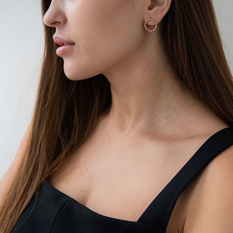 Серьги - пусеты "Легкость" в красном золоте с06921 от ювелирного магазина Оникс - 1