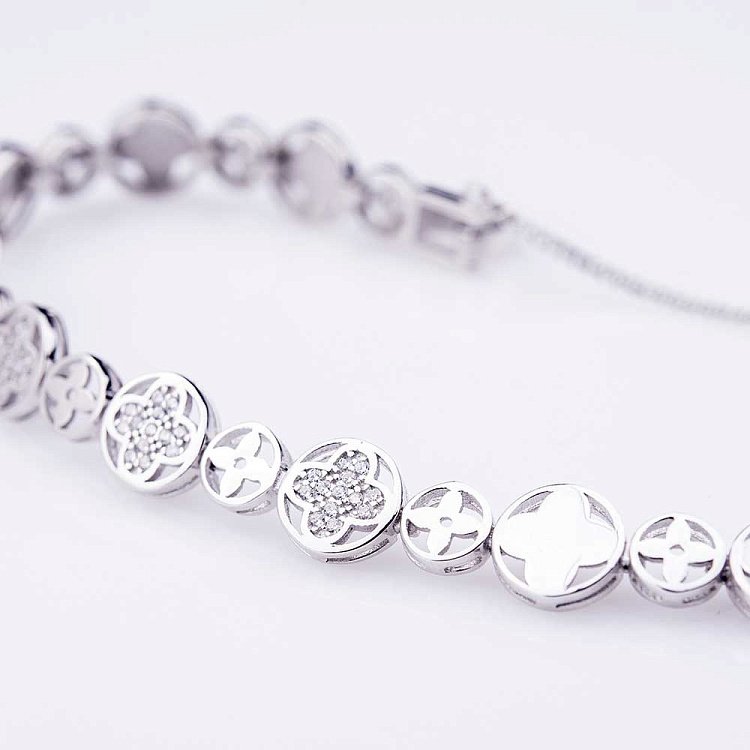 Срібний браслет з фіанітами 141054 від ювелірного магазину Онікс - 2