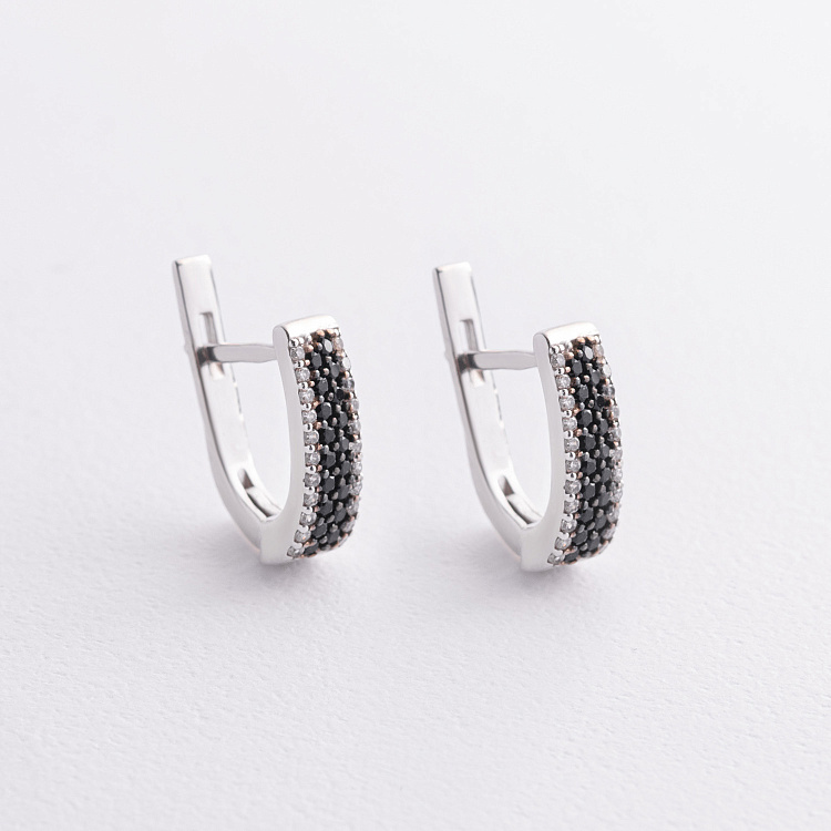 Срібні сережки з чорними і білими фіанітами 2701/9p-CZ від ювелірного магазину Онікс