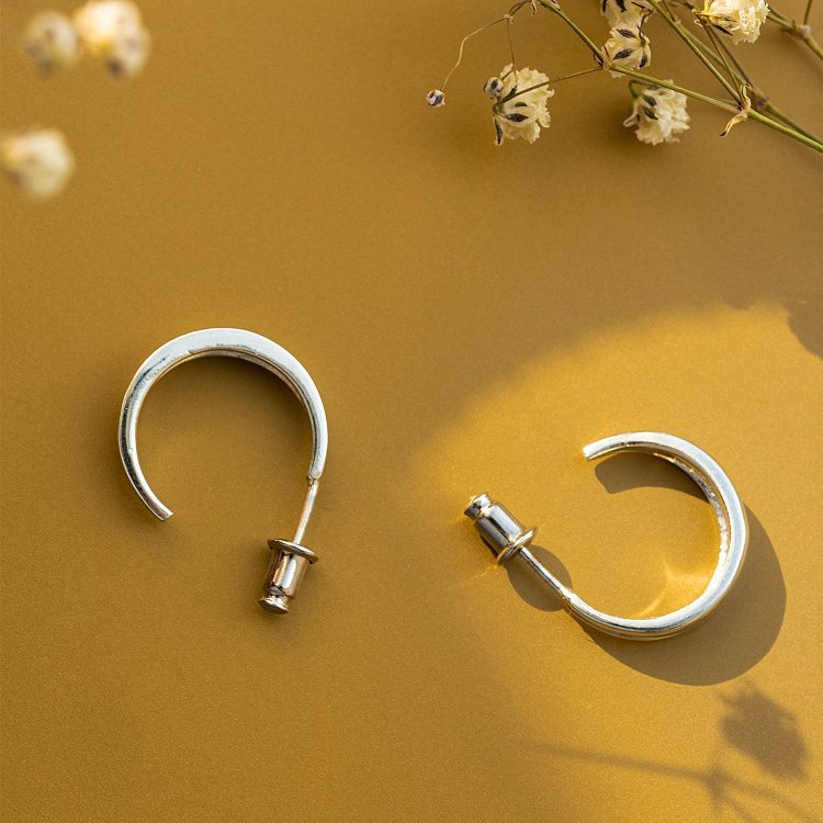 Серебряные серьги - пусеты "Сара" 122999 от ювелирного магазина Оникс - 6