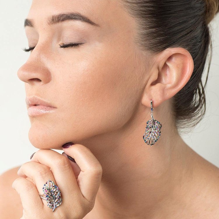 Срібний перстень "Листочок" (різнокольорові фіаніти) 112057 від ювелірного магазину Онікс - 3